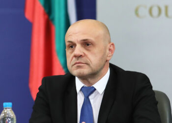Заделят 2,4% от БВП за подкрепа за хора, компании и справяне с COVID-19