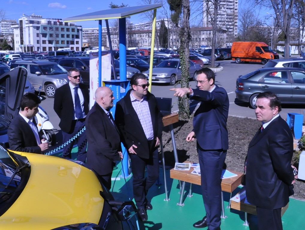 Бургазлии искат надземен паркинг в центъра на града