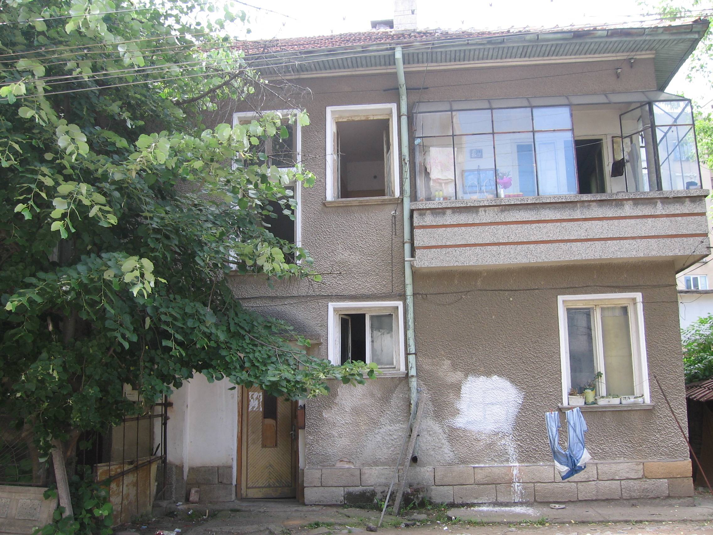 Общината в Монтана погна нередовните си наематели 9 Общината в Монтана погна нередовните си наематели