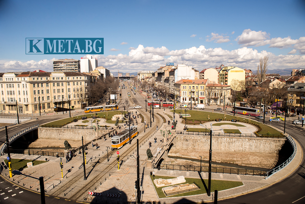 Три полицейски управления си делят Лъвов мост 1 2e0aed68 267d bc54 1