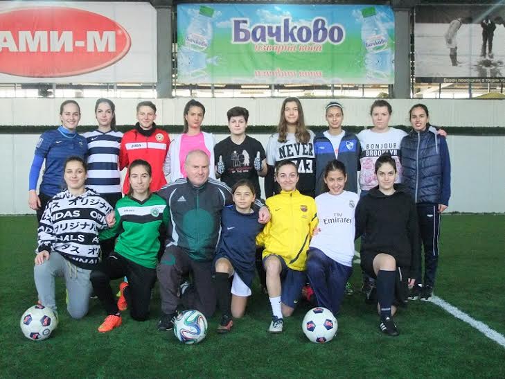 “Бургас Лейдис Клуб” – красивото лице на футбола