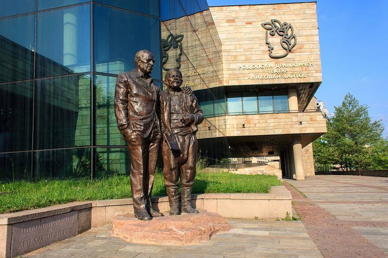 Родопският драматичен театър няма да бъде закрит