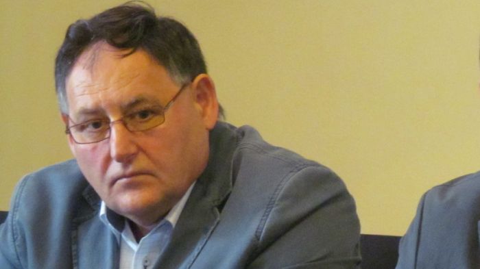 Кметът на Шумен реформира администрацията и планира спортна зала
