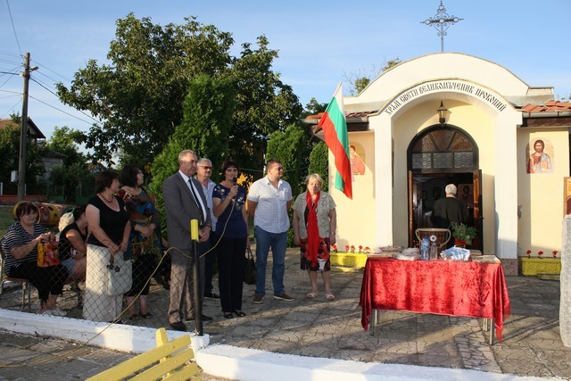 Видинско село посрещна празник с голям курбан и 70 литра вино