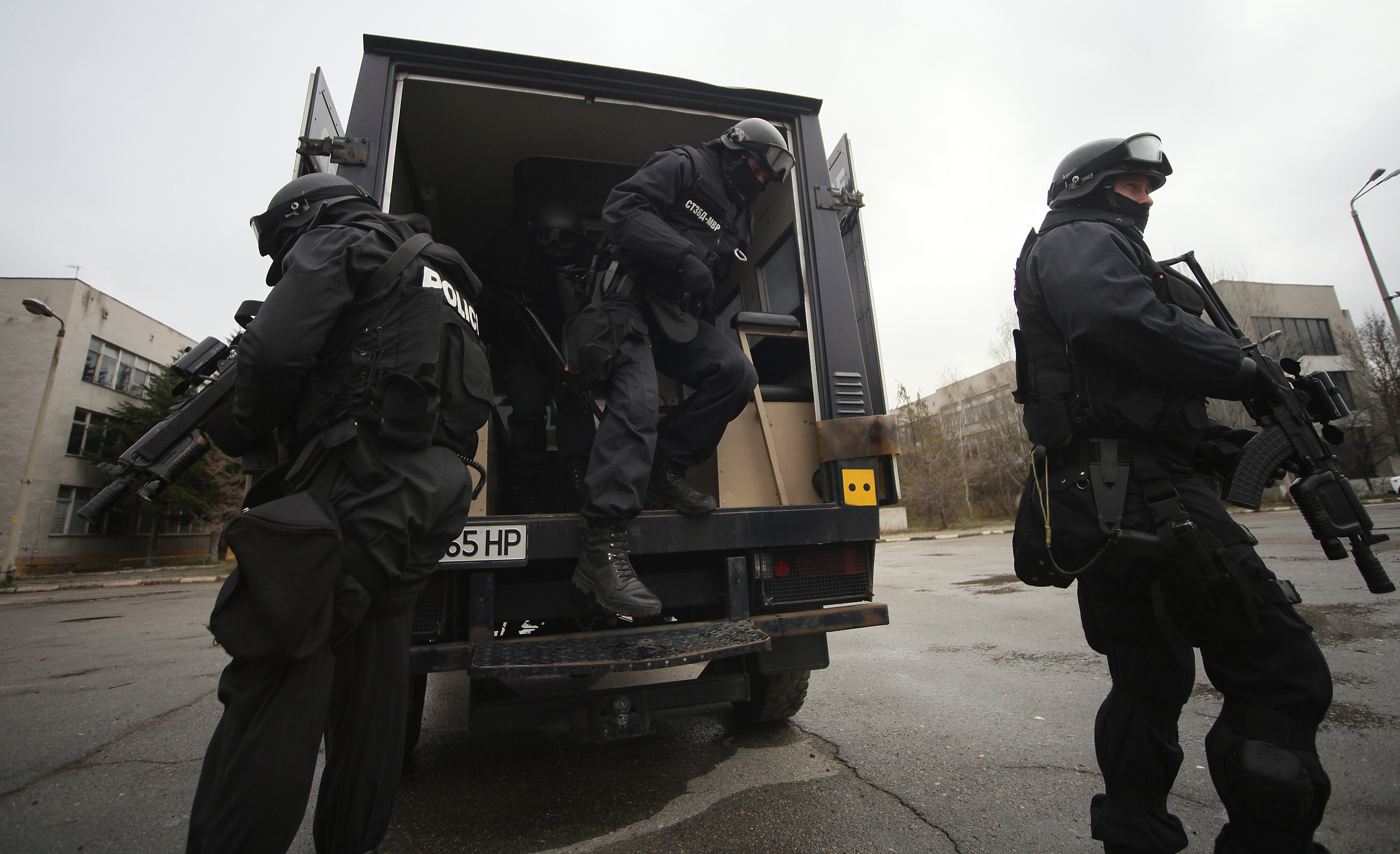 Жандармерия окупира квартал в Хасково, има сигнал за търговия с гласове 1 4d553e5c 3a7e e620