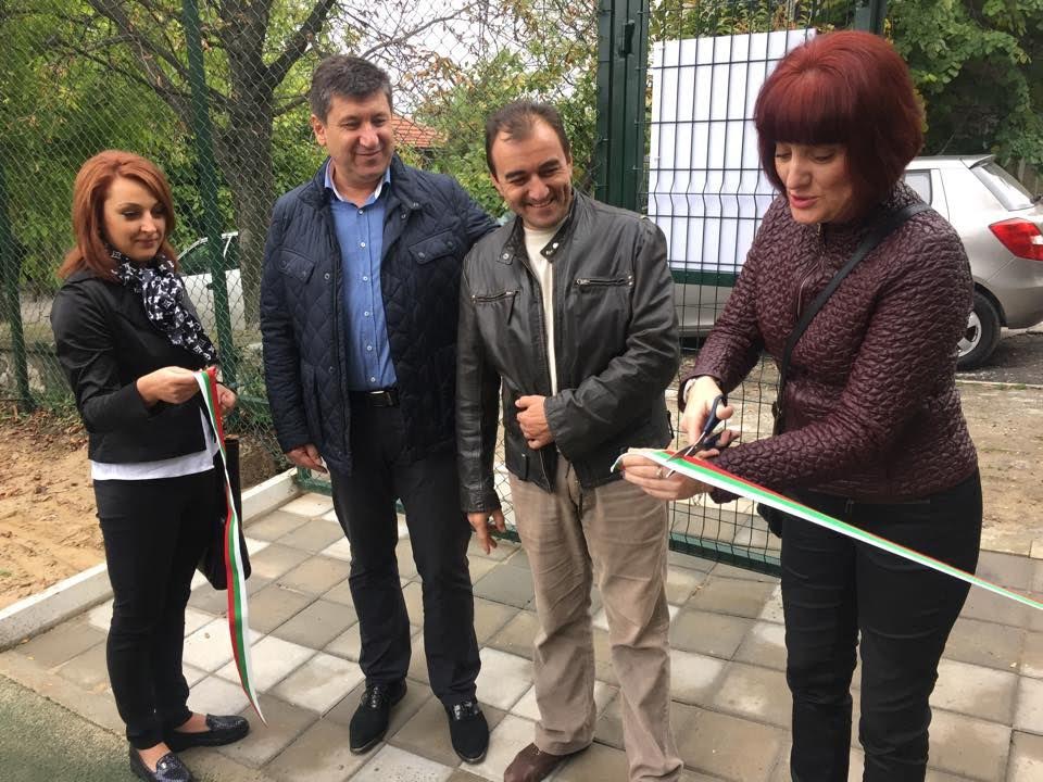 Откриха ново игрище за волейбол и баскетбол в пловдивското село 1 4d553e5c 3b1c d597