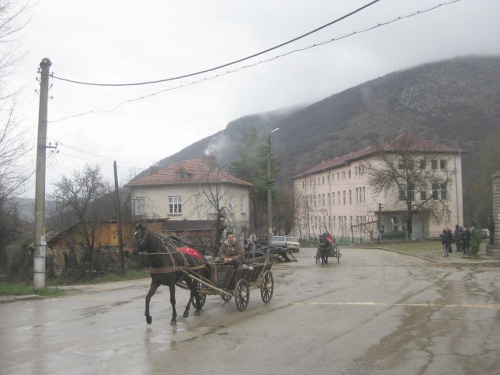 В Салаш на Тодоровден се надпреварват с каруци, теглени от коне