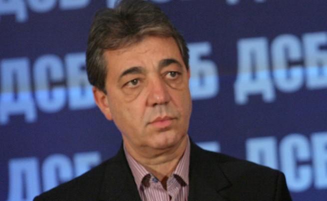 Вили Лилков настоява да отпадне крайният срок за обезщетенията на лихвоточките