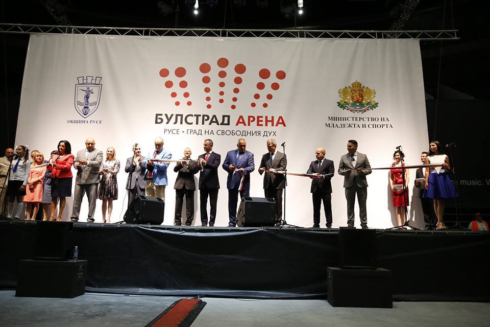 „Булстрад Арена“ сбъдна мечтите на поколения русенци (СНИМКИ) 9 „Булстрад Арена“ сбъдна мечтите на поколения русенци (СНИМКИ)