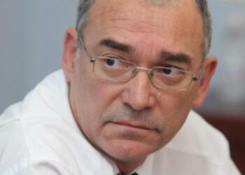 Шефът на Агенцията по лекарствата подаде оставка