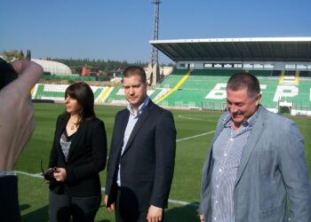 Събират лекоатлети за общ балкански тим
