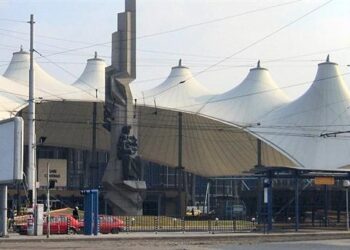 Свалят шатрата на Централна гара в четвъртък