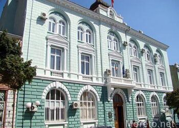 Заместници на ексгубернатор се записаха като безработни