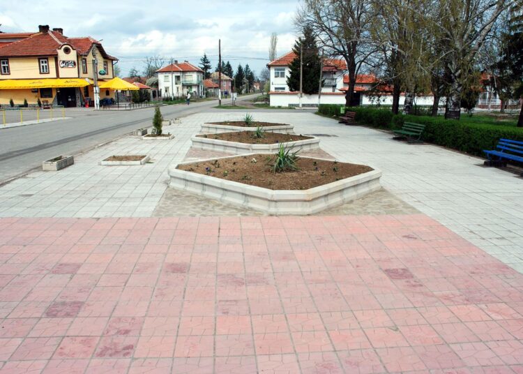 Мними търговци измамиха старец от Расово 1 52a07528f3c96