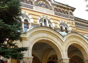 Максим оставил завещание
