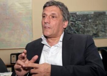 Зелени активисти протестират срещу път през Борисовата
