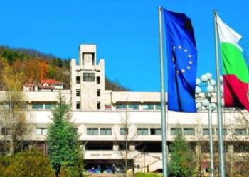 Смолян и Ксанти искат път през границата