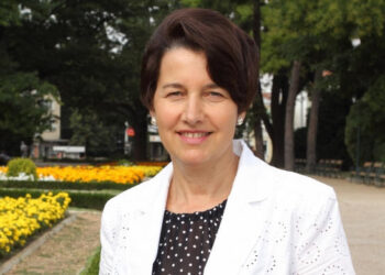 Детелина Николова: Няма да променяме таксите за граждани