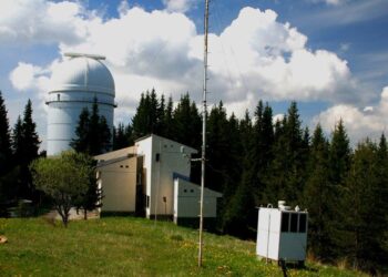 Две министерства спасяват обсерваторията в Рожен