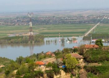 КЗК връща конкурс за ремонт на път