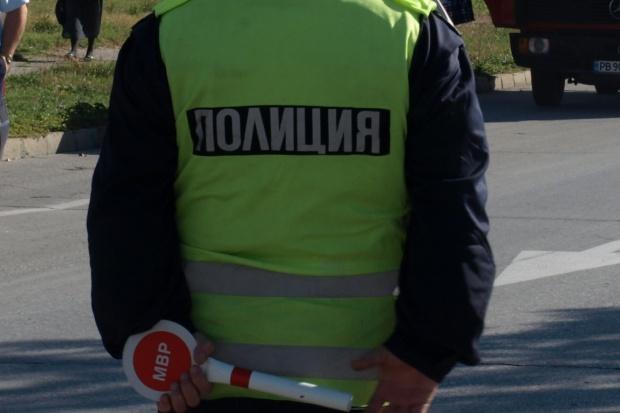 Пускат две платна на изхода на София