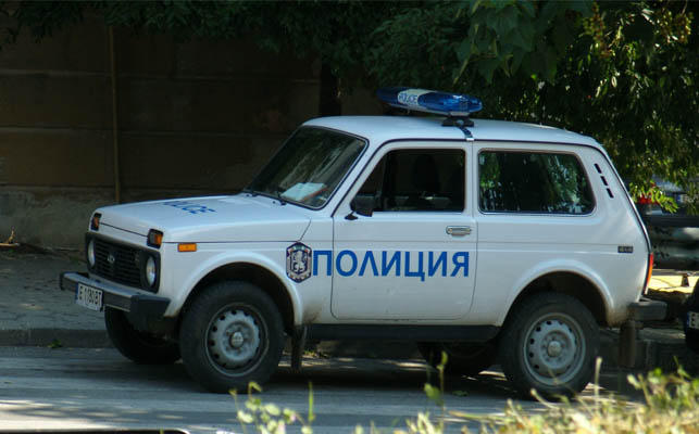 Задържаха афганистанци с фалшиви документи