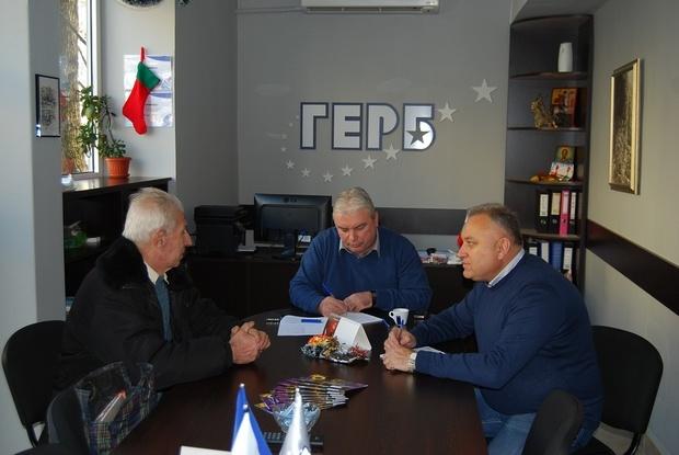Депутати изпратиха годината с приемна