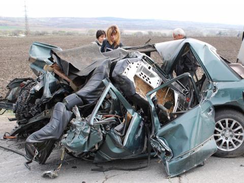 Двамата ранени на “Тракия“-на командно дишане