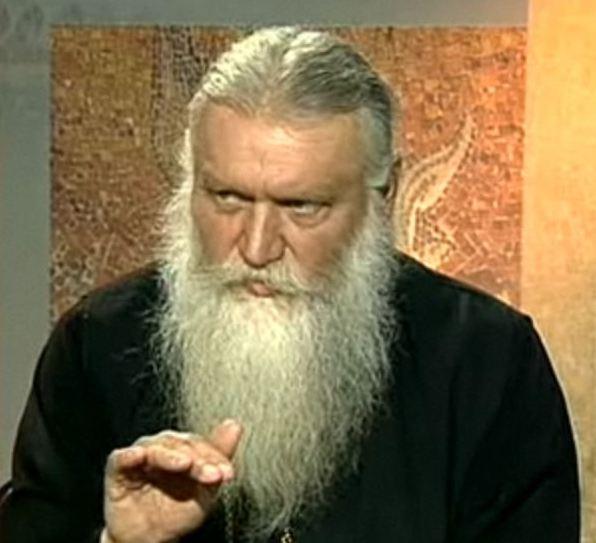 Манастир посреща Бъдни вечер на Богоявление
