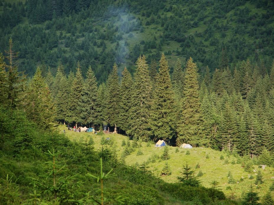 Кмет на село командва стотици граждани