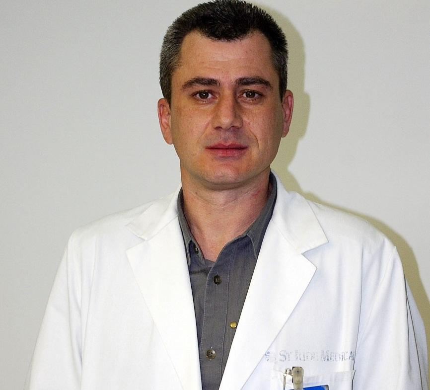 Само един иска да е шеф на “Пирогов”