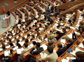 Бургаският Свободен Университет пуска дистанционно обучение 1 52a0ec990ce33