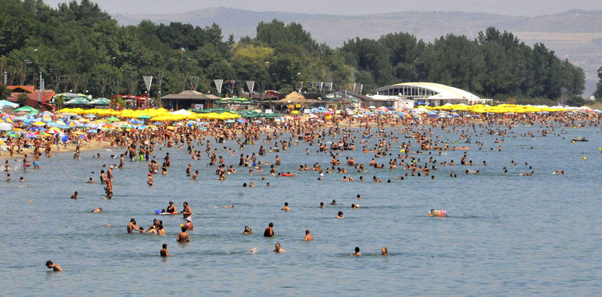 Край на незаконните къмпинги в Царево