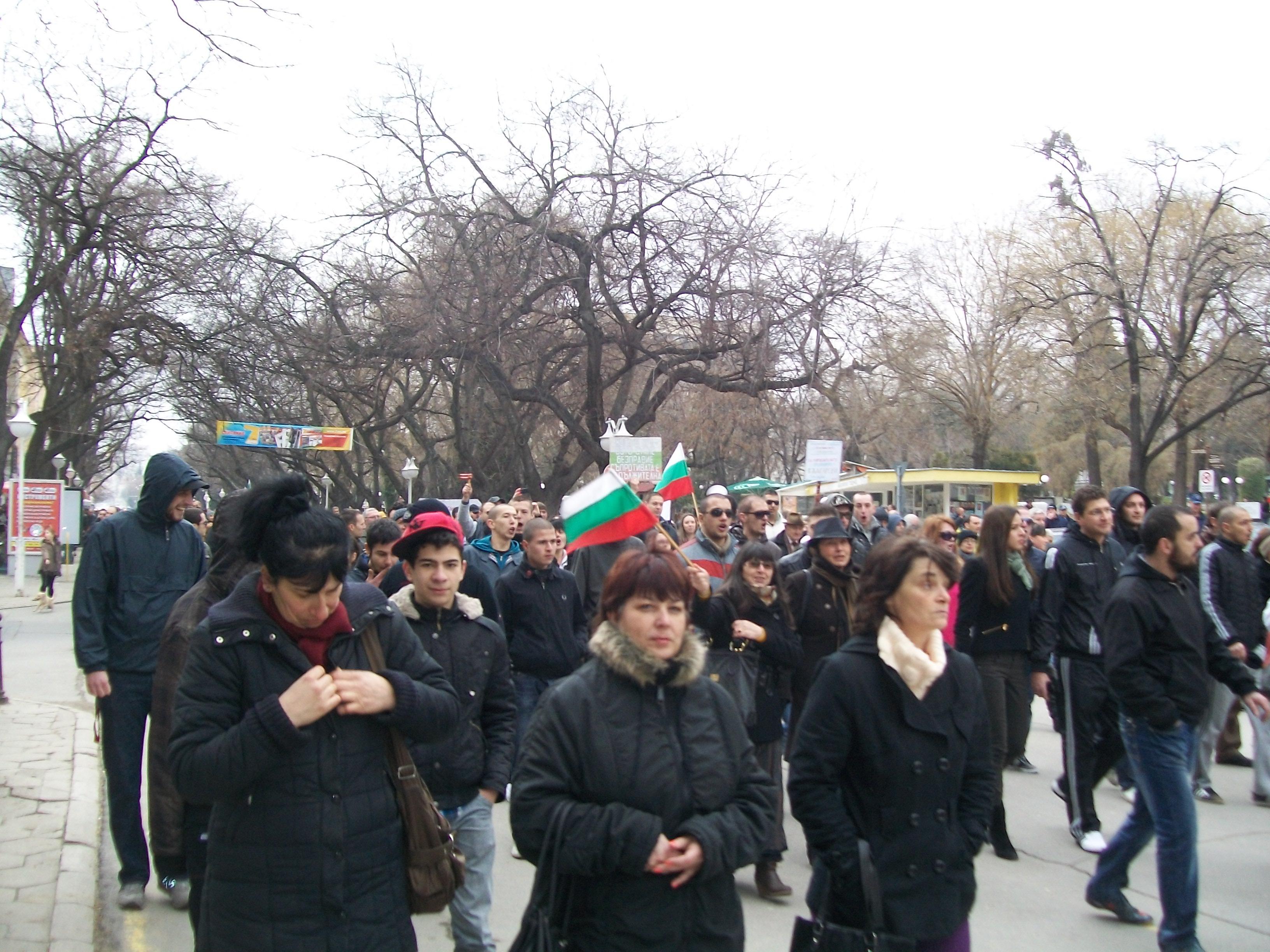 Водачите на протестите правят партия 1 52a106e554aa5