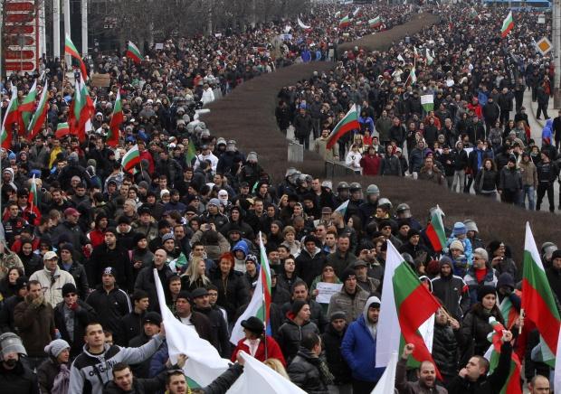 Протестите продължават