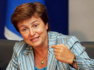 Кристалина Георгиева: Вдигнете доходите! 9 Кристалина Георгиева: Вдигнете доходите!