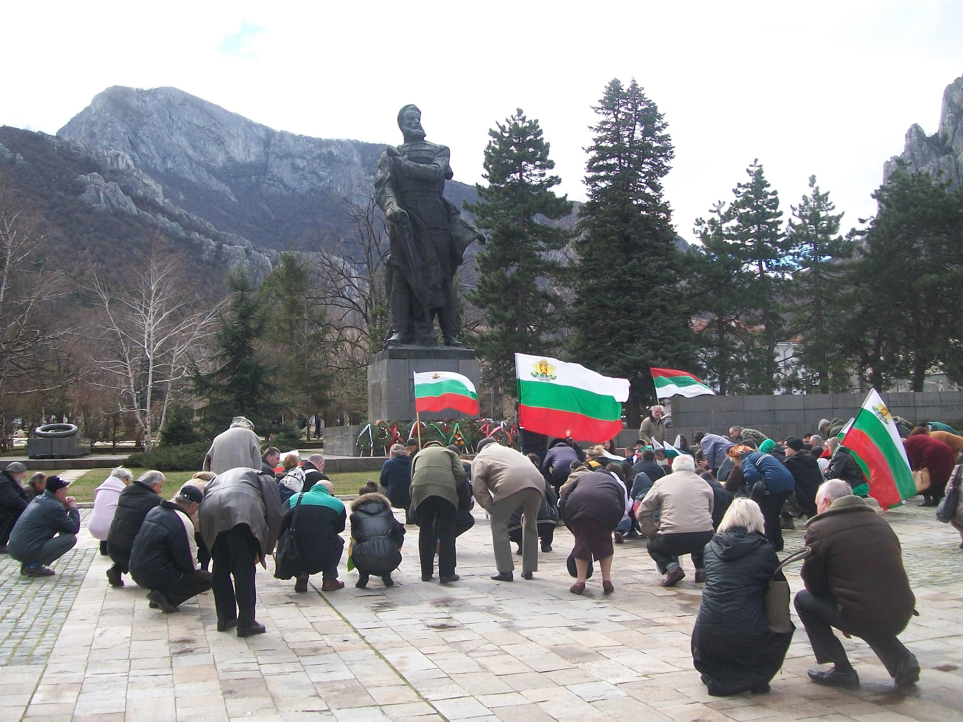 ТИМ изплува и на протеста във Враца 1 52a125481f054