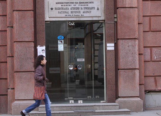 8 000 бургазлии контролират работодателите си електронно 1 52a12bd1752eb