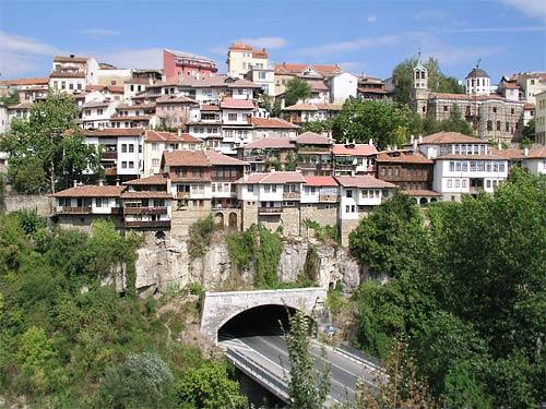 Улицата иска зала от кмета във Велико Търново