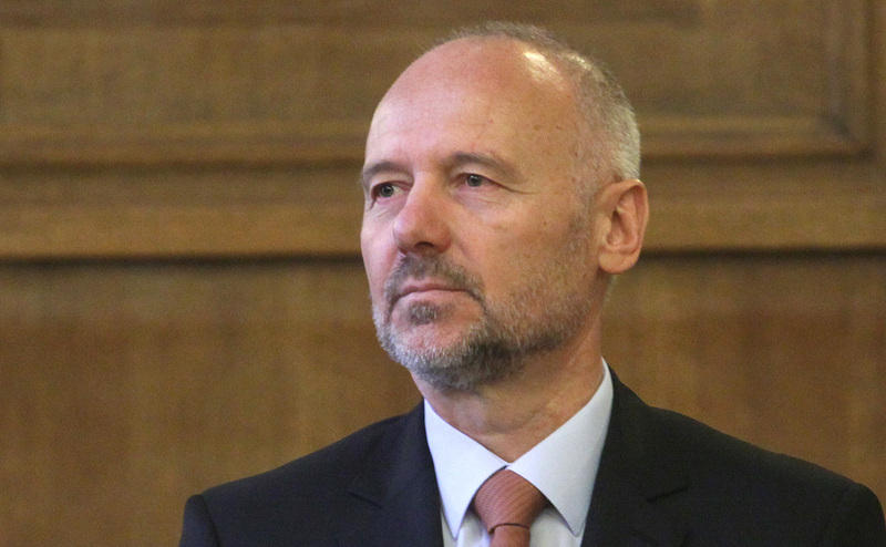 Тагарев: Няма да се финализира сделката за изтребители 1 52a13155baa5a