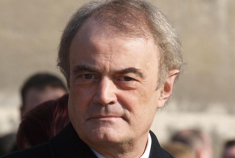 Евангелисти не дават на варненския кмет да си ходи