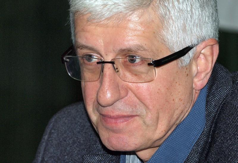 Румен Овчаров: В БСП цари пълен хаос