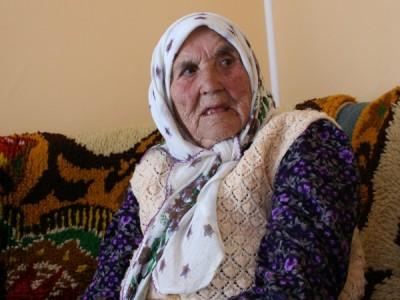 Столетница получи подарък телевизор от община Балчик