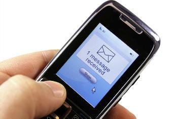 Безработни стават жертва на SMS измами