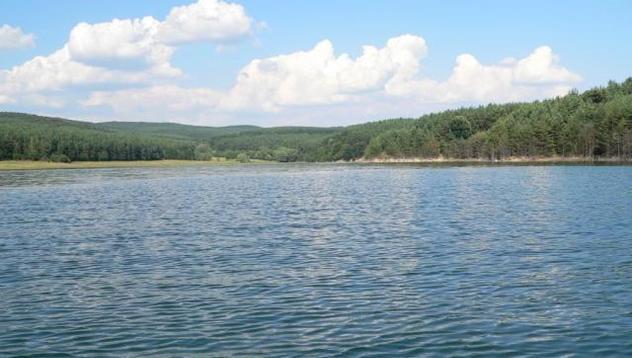 Работна среща на площадката на язовир “Луда Яна”