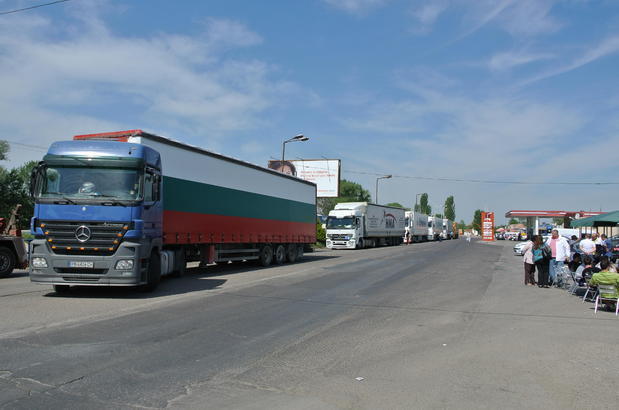 Турските шофьори вдигат за 4 часа блокадата на границата
