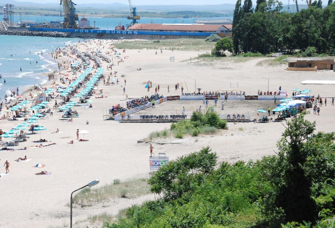 Инспектори проверяват храната по морските курорти 1 52a192cb6ebc2 1