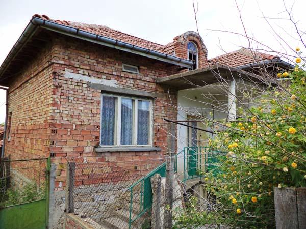 Ракета против градушките падна и в старозагорско село
