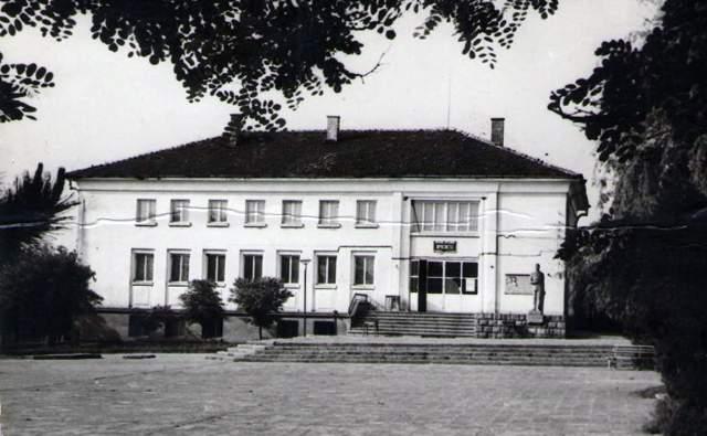 Празник на минералната вода се вихри в Меричлери