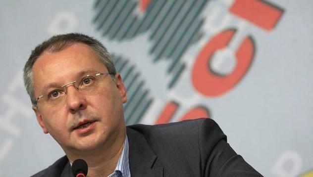 Анкета: 60% вярват, че оттеглянето на Станишев е плюс за БСП